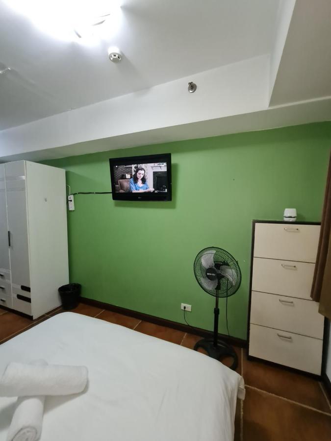 Solemare Parksuites Condominium - Condo R Us Manila Exterior photo