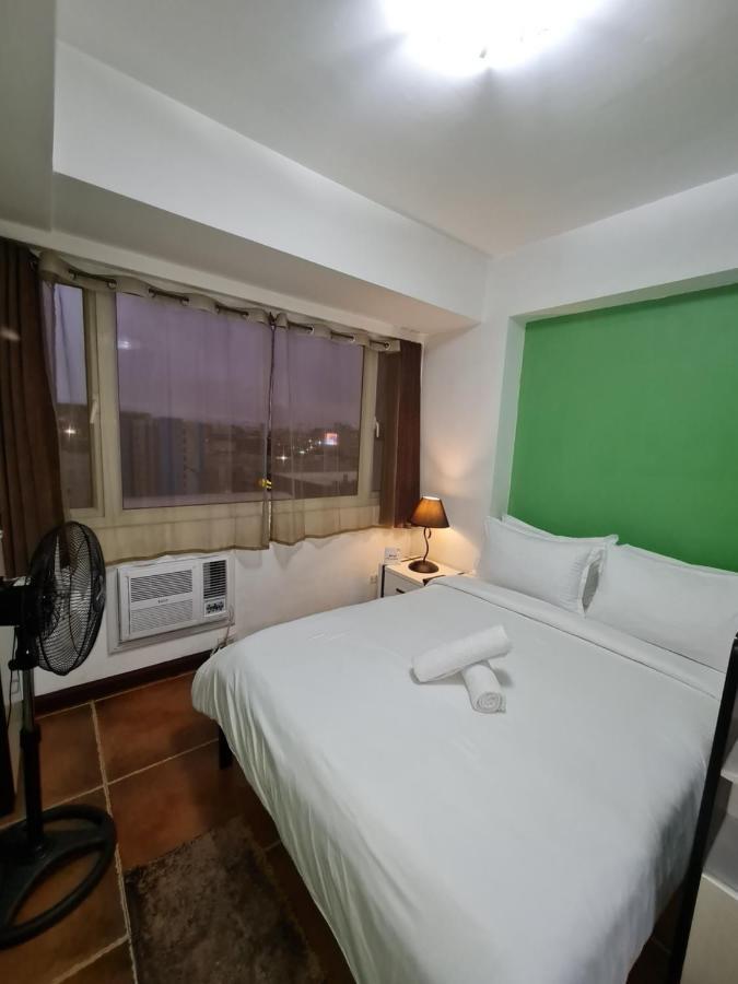Solemare Parksuites Condominium - Condo R Us Manila Exterior photo