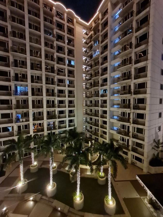 Solemare Parksuites Condominium - Condo R Us Manila Exterior photo
